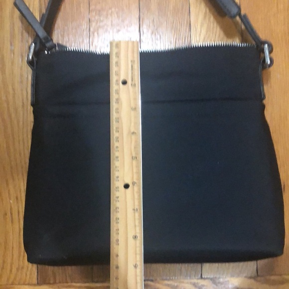 **DONATED** NWOT Calvin Klein Shoulder/Crossbody Bag - Picture 5 of 6
